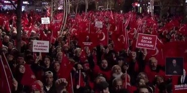 CHP’nin Bolu Mitingi… Ekrem İmamoğlu: Bir avuç insanın iktidarını tarihe gömeceğiz